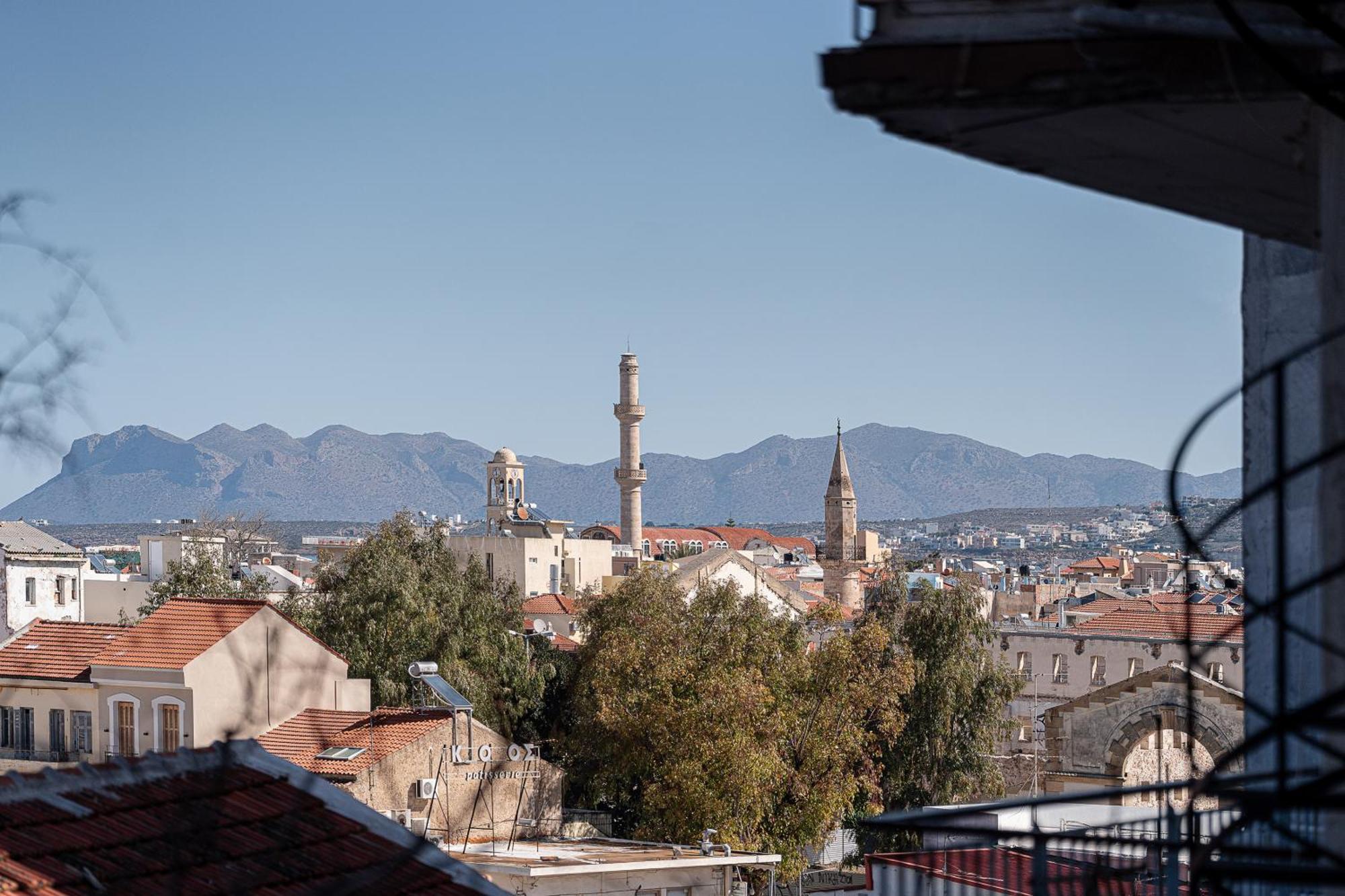 Aura Urban Living In The Heart Of Chania City ภายนอก รูปภาพ